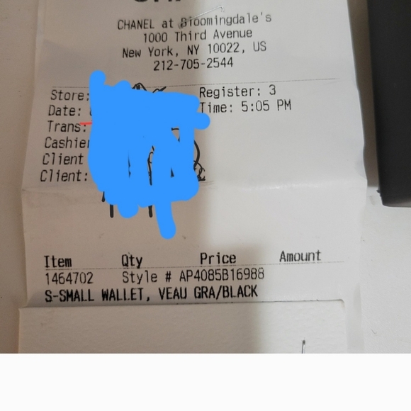 Chanel Trifold Compact Caviar Wallet - Picture 13 of 17